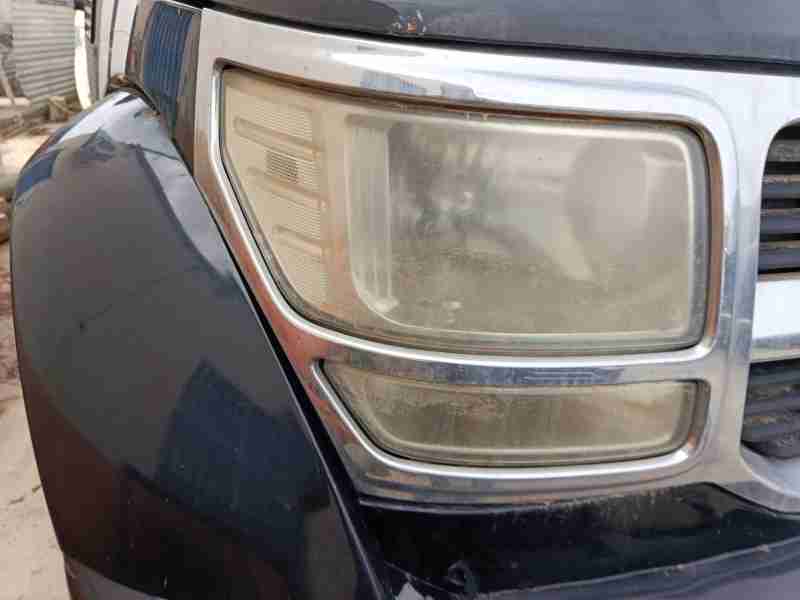 Recambio de faro derecho para dodge nitro 2.8 crd referencia OEM IAM 55157228AB  