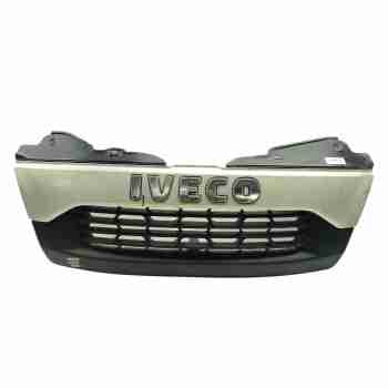 Recambio de rejilla delantera para iveco daily vi furgoneta 33s15, 35s15, 35c15 referencia OEM IAM 5801342732  