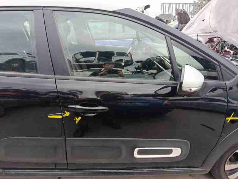 Recambio de puerta delantera derecha para citroën c3 iii (sx) 1.2 puretech 82 referencia OEM IAM 9812674180  