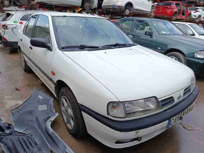 nissan primera (p10) del año 1995