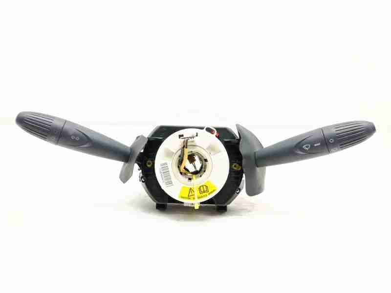 Recambio de mando multifuncion para ford ka (ccu) titanium referencia OEM IAM 7355593080  