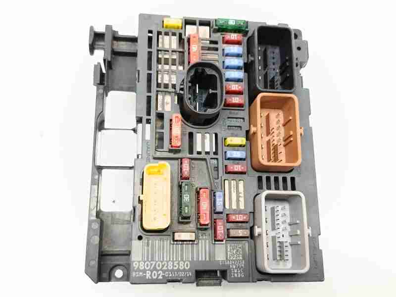 Recambio de modulo electronico para peugeot 3008 active referencia OEM IAM 9807028580  