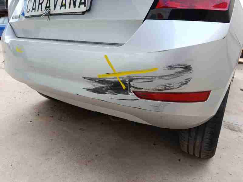 Recambio de paragolpes trasero para skoda fabia iii (nj3) 1.0 tsi referencia OEM IAM 6V6807421  