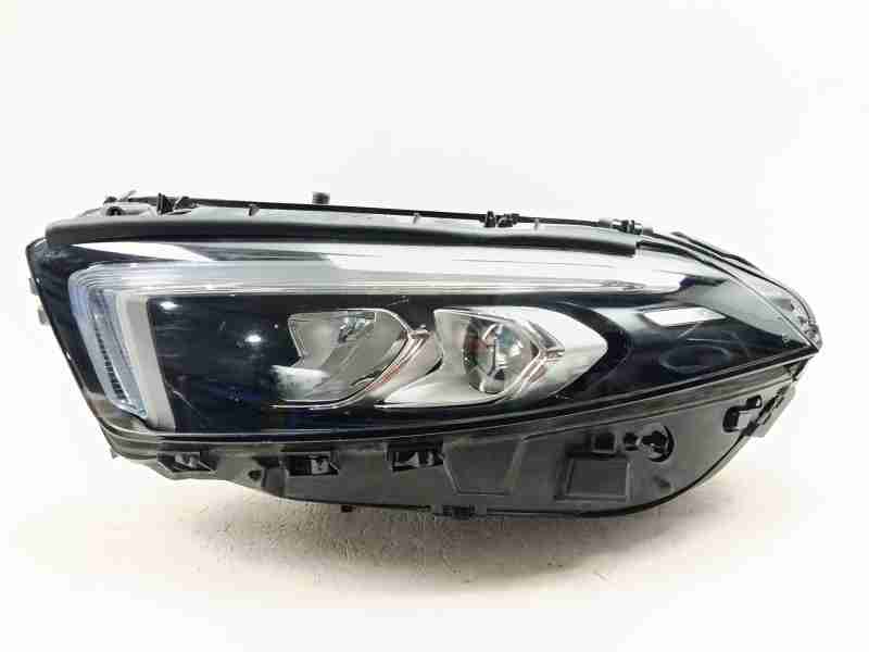 Recambio de faro izquierdo para mercedes-benz clase a (w177) a 180 d (177.003) referencia OEM IAM A1779064703 / A1779060101  