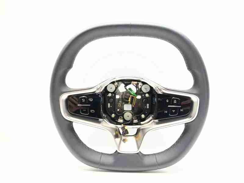 Recambio de volante para volvo ex30 plus 2wd pure electric referencia OEM IAM 80027054  