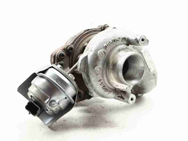 Recambio de turbocompresor para peugeot 208 allure referencia OEM IAM 9686120680  