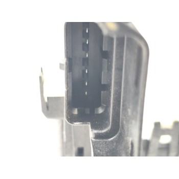 Recambio de cerradura puerta lateral izquierda para peugeot partner kombi outdoor referencia OEM IAM 828421  