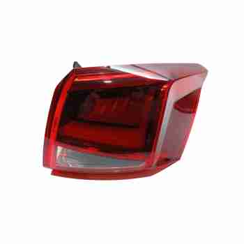 PILOTO TRASERO DERECHO 6F9945208B 