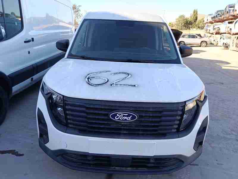 ford transit courier del año 2023