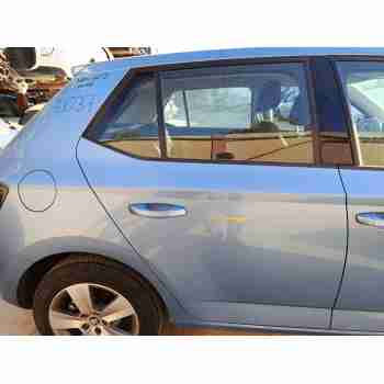 Recambio de puerta trasera derecha para skoda fabia iii (nj3) 1.2 tsi referencia OEM IAM 6V6833056A  