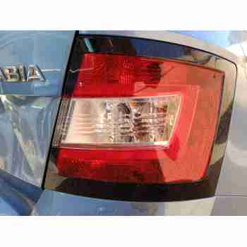 Recambio de piloto trasero derecho para skoda fabia iii (nj3) 1.2 tsi referencia OEM IAM 6V6945112  