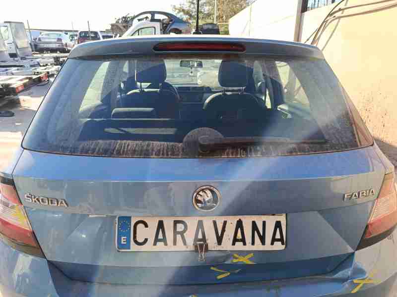Recambio de porton trasero para skoda fabia iii (nj3) 1.2 tsi referencia OEM IAM 6V6827025H  