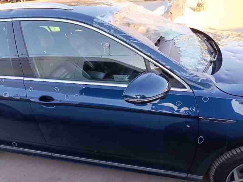 Recambio de puerta delantera derecha para volkswagen passat b8 variant (3g5, cb5) 2.0 tdi referencia OEM IAM 3G0831056AG  