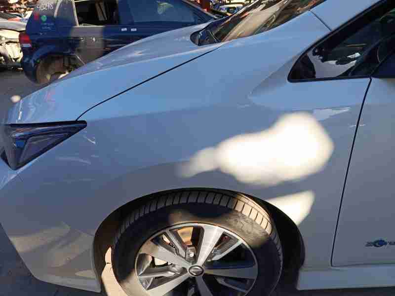 Recambio de aleta delantera izquierda para nissan leaf (ze1) electric referencia OEM IAM F3A015SHMA  