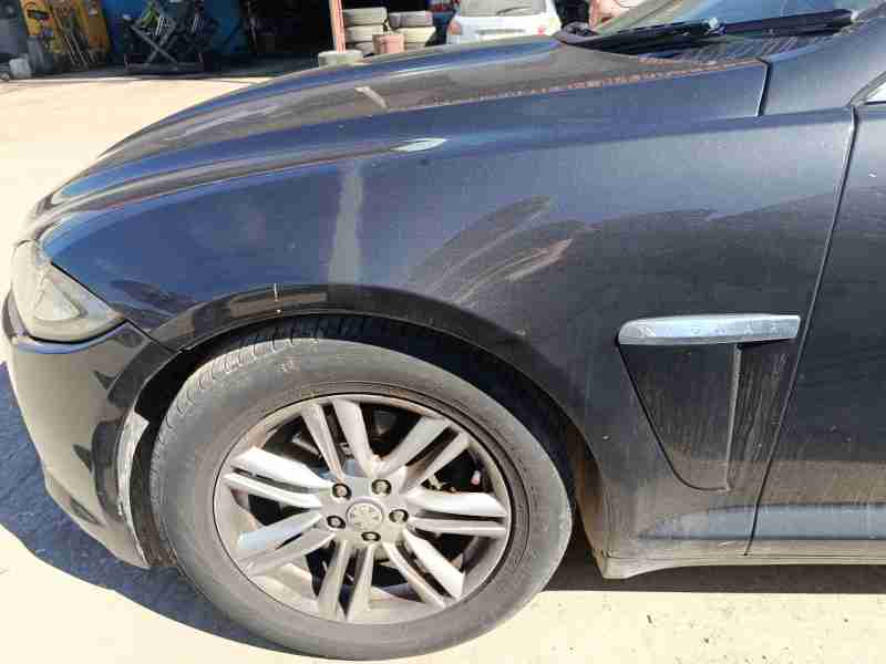 Recambio de aleta delantera izquierda para jaguar xf i (x250) 2.2 d referencia OEM IAM T4N2637  