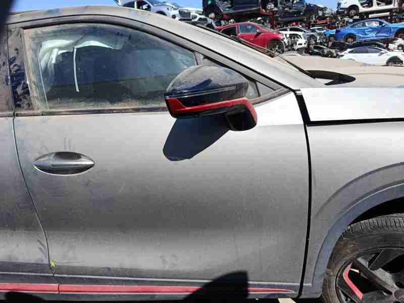 Recambio de puerta delantera derecha para omoda 5 1.6 tgdi 186 cv referencia OEM IAM 551001169AADYJ  