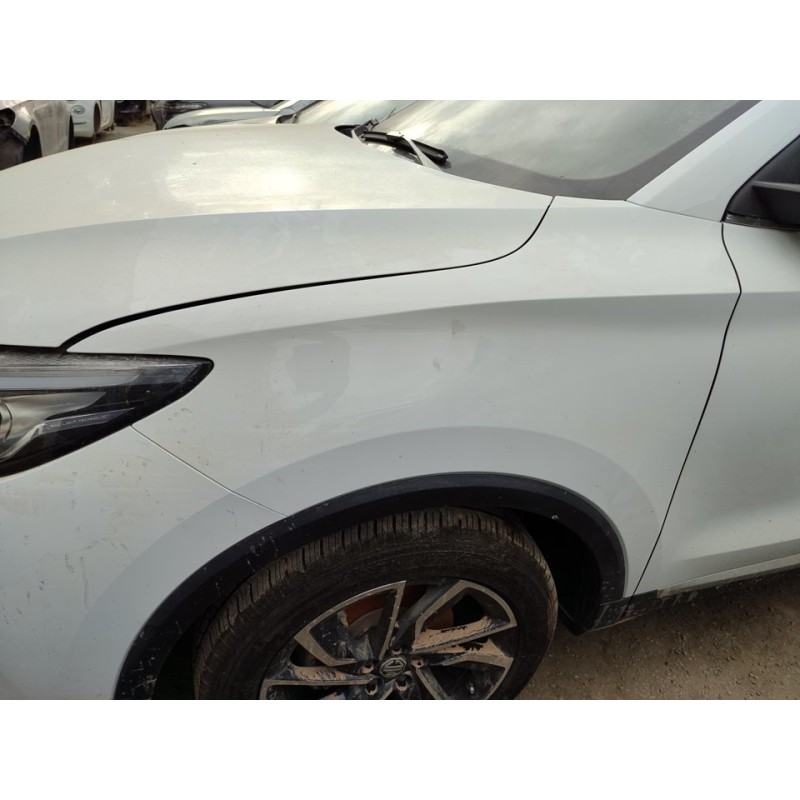 Recambio de aleta delantera izquierda para mg zs luxury referencia OEM IAM 10292951  