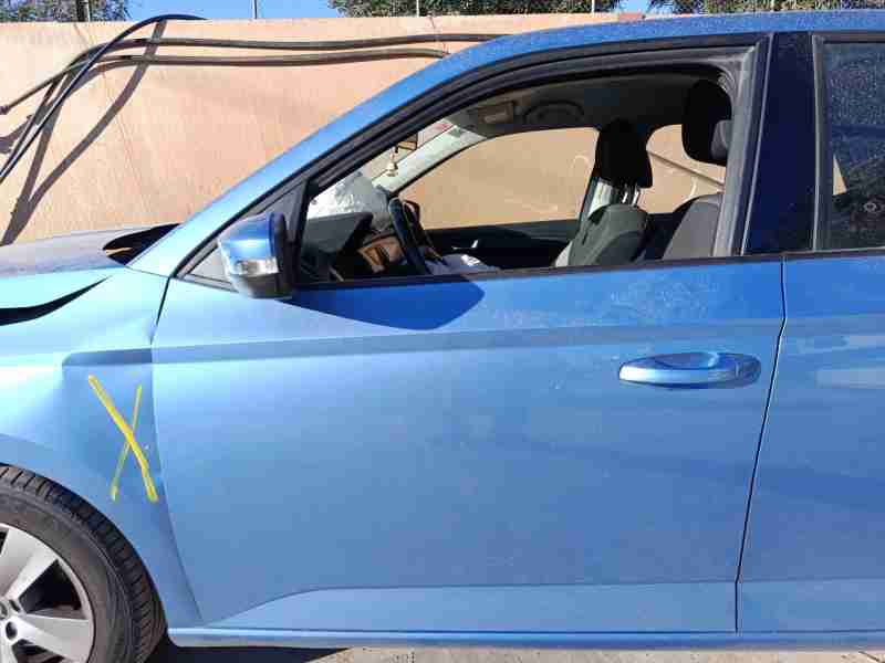 Recambio de puerta delantera izquierda para skoda fabia iii (nj3) 1.2 tsi referencia OEM IAM 6V0831055A  