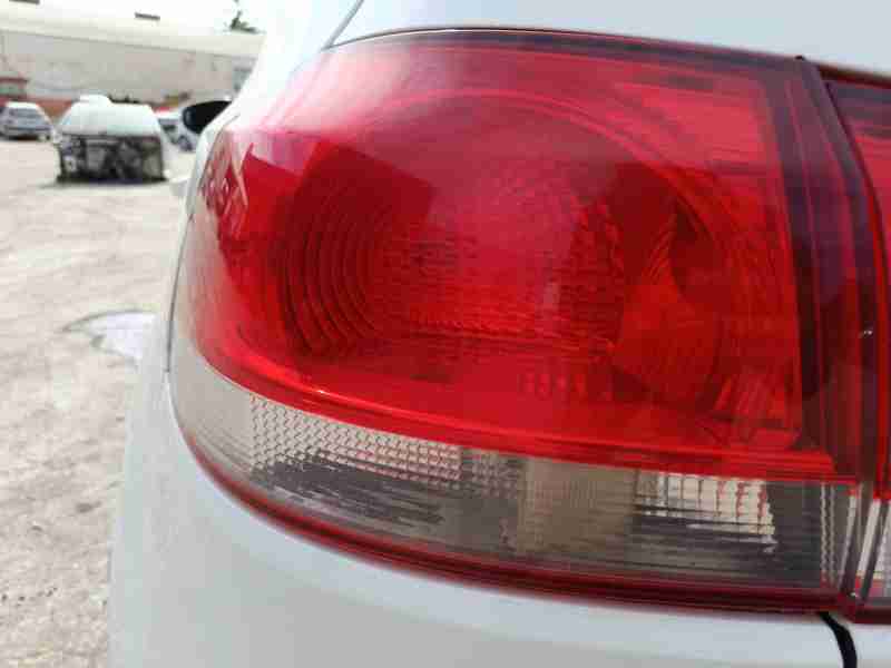 Recambio de piloto trasero izquierdo para volkswagen golf plus v (5m1, 521) 1.6 tdi referencia OEM IAM 5K0945095M  