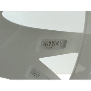 Recambio de llanta para fiat nuova 500 (150) dolce vita referencia OEM IAM 51972865  