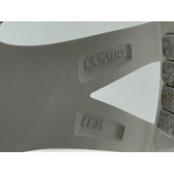 Recambio de llanta para fiat nuova 500 (150) dolce vita referencia OEM IAM 51972865  