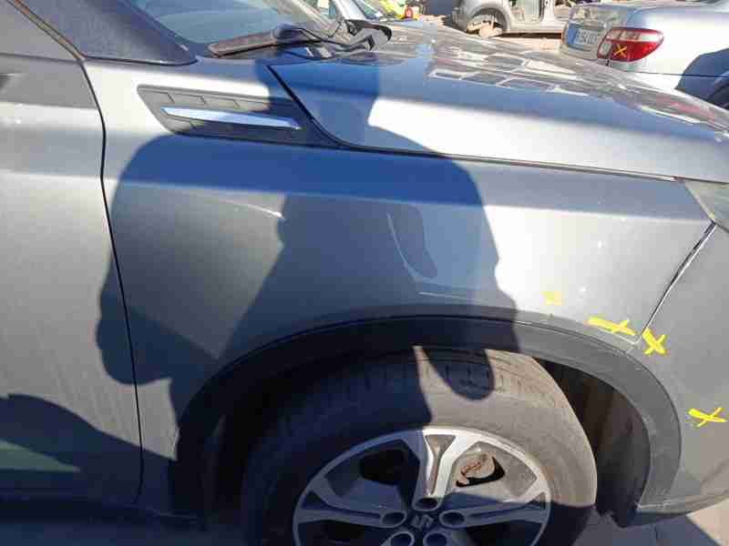 Recambio de aleta delantera derecha para suzuki vitara (ly) 1.6 ddis (apk 416d) referencia OEM IAM 5761154P00000  
