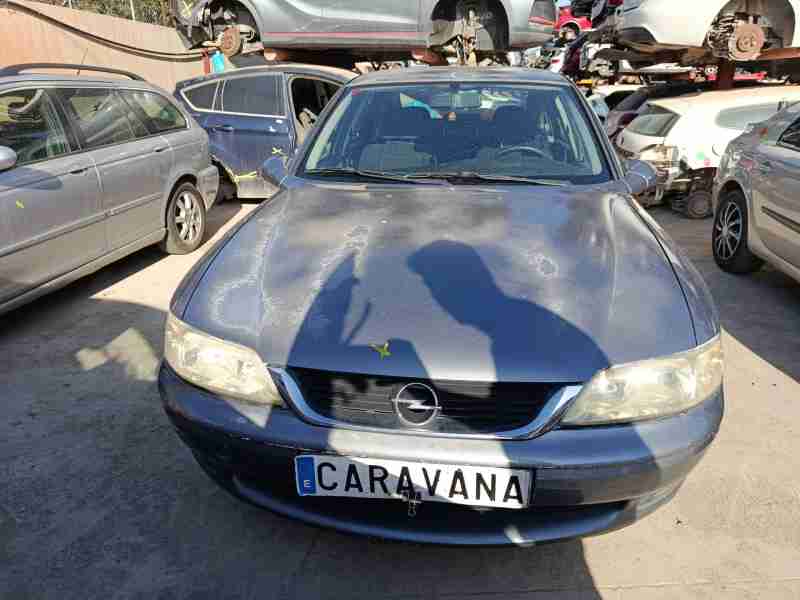 opel vectra b (j96) del año 2001
