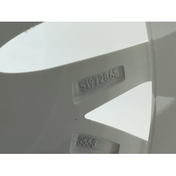 Recambio de llanta para fiat nuova 500 (150) dolce vita referencia OEM IAM 51972865  