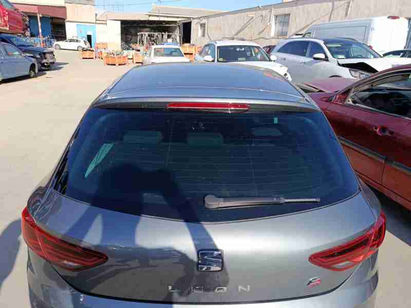 Recambio de porton trasero para seat leon (5f1) 2.0 tdi referencia OEM IAM 5F4827024  