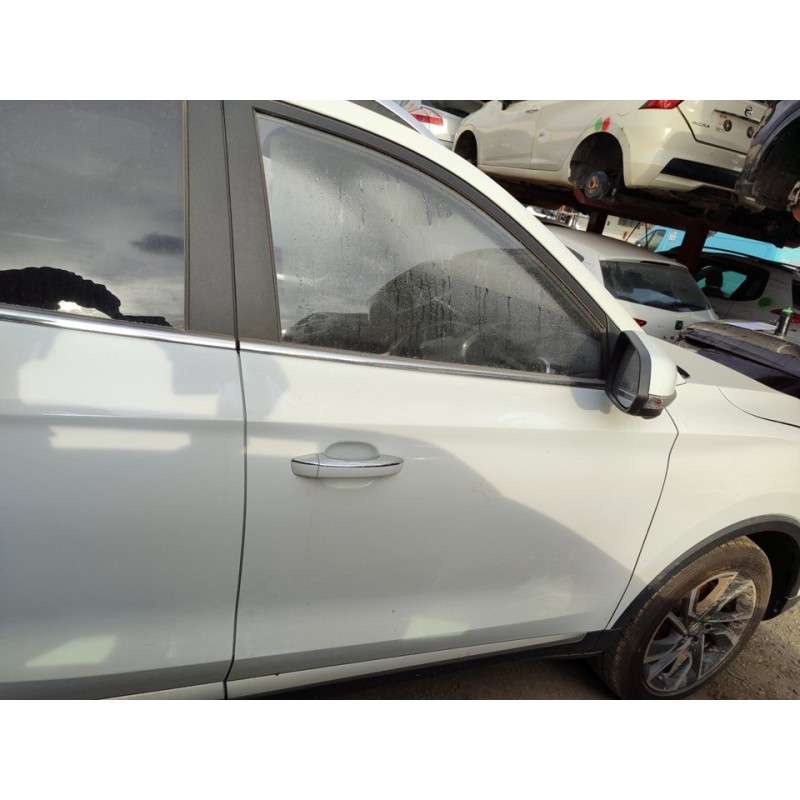 Recambio de puerta delantera derecha para mg zs luxury referencia OEM IAM 10322110  