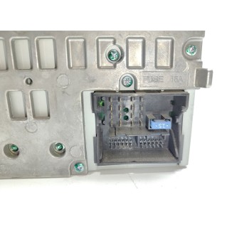 Recambio de sistema audio / radio cd para audi a4 ber. (b8) básico referencia OEM IAM 8T2035195AA  