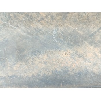 Recambio de aletin delantero izquierdo para land rover discovery v6 td s referencia OEM IAM DFJ000032  