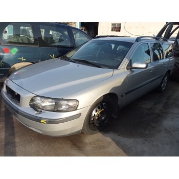 volvo v70 familiar del año 2004