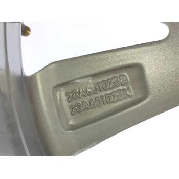 Recambio de llanta para volkswagen t-roc advance r-line referencia OEM IAM 2GA601025B  