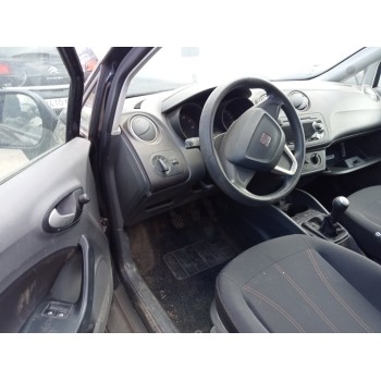 seat ibiza (6j5) del año 2011