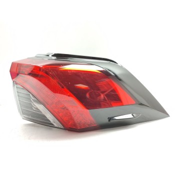 Recambio de piloto trasero derecho para toyota rav4 hybrid 4x2 advance referencia OEM IAM 8155042230  