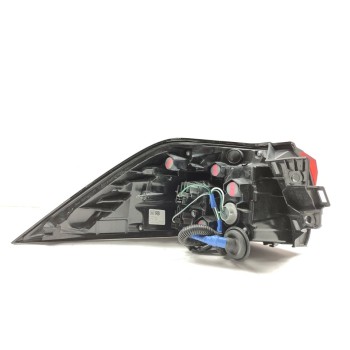 Recambio de piloto trasero derecho para toyota rav4 hybrid 4x2 advance referencia OEM IAM 8155042230  