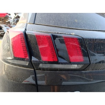 PILOTO TRASERO IZQUIERDO INTERIOR 9810477880 