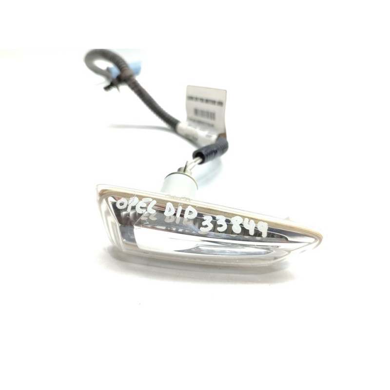 Recambio de piloto lateral derecho para opel grandland x selective referencia OEM IAM 9825484980  