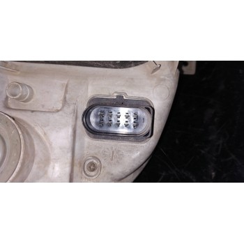 Recambio de faro izquierdo para mercedes-benz sprinter 02.00  caja abierta referencia OEM IAM   
