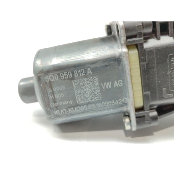 Recambio de motor elevalunas trasero derecho para skoda octavia combi (5e5) active referencia OEM IAM 5Q0959812A  