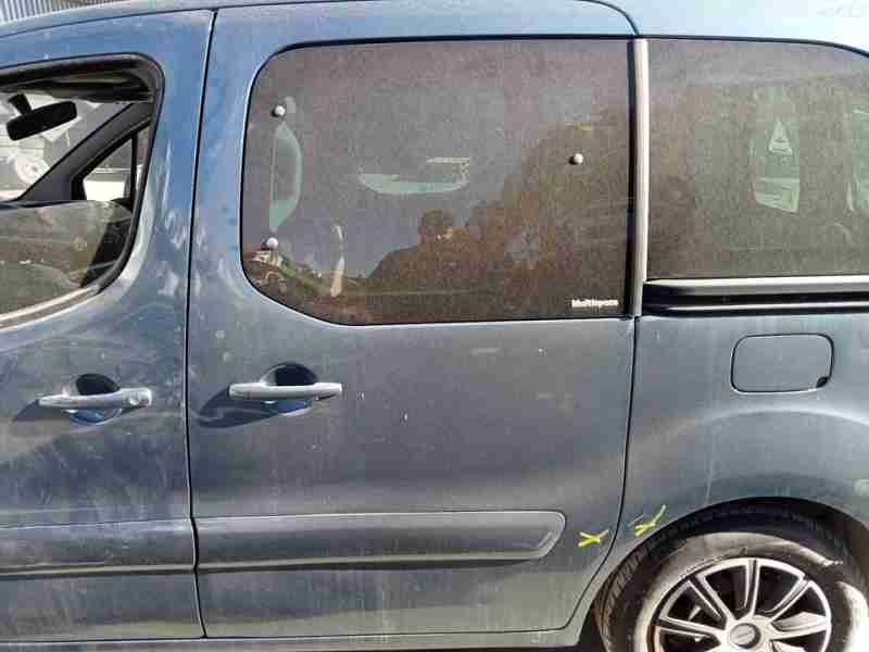 Recambio de puerta lateral corredera izquierda para citroën berlingo station wagon sx multispace referencia OEM IAM 9006L9  