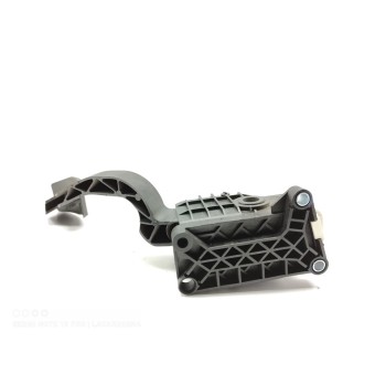 Recambio de pedal acelerador para opel adam unlimited ecoflex referencia OEM IAM 13305804  