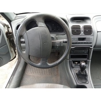 renault laguna (b56) del año 1999