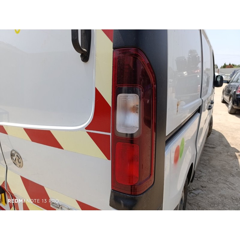 Recambio de piloto trasero derecho para opel vivaro b kasten/combi kasten l1h1 2,9t referencia OEM IAM 93867969  