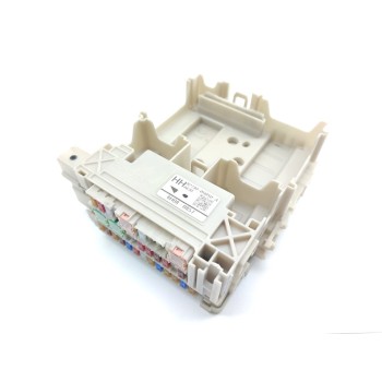 CAJA RELES / FUSIBLES 827300H050A 