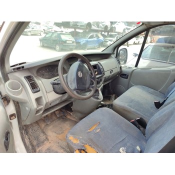 nissan primastar (x83) del año 2004