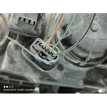 Recambio de faro derecho para renault megane ii classic berlina emotion referencia OEM IAM 8200073221J  