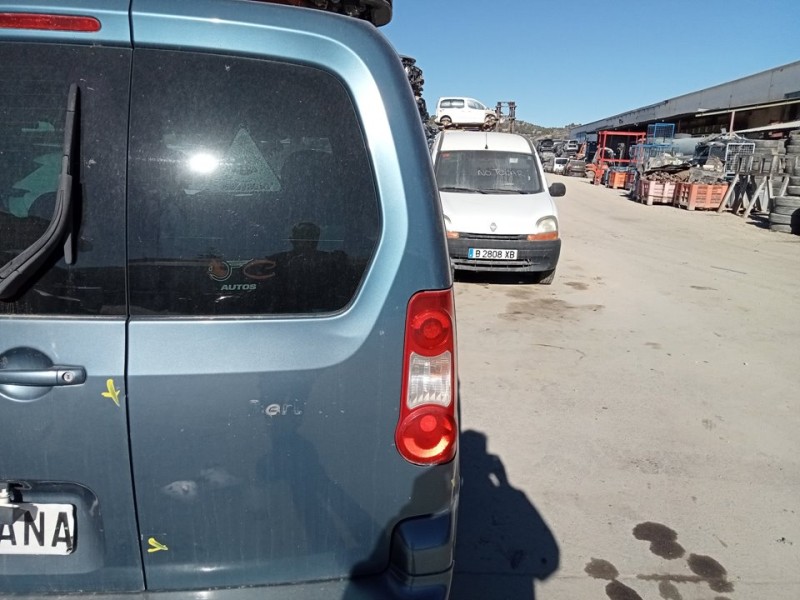 Recambio de puerta trasera derecha para citroën berlingo station wagon sx multispace referencia OEM IAM 8703E4  