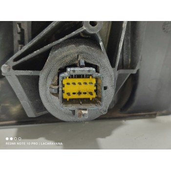 Recambio de retrovisor derecho para renault megane ii classic berlina emotion referencia OEM IAM 8200219923  